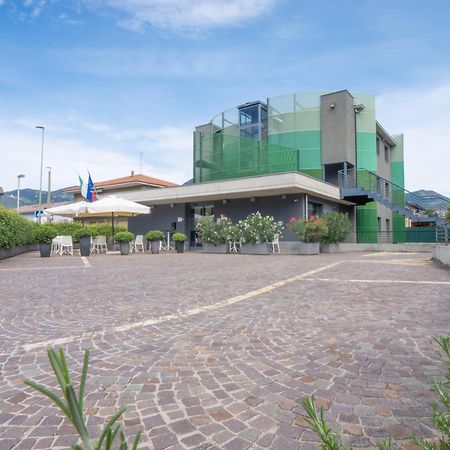 San Valentino Hotel Villa di Serio Exterior photo