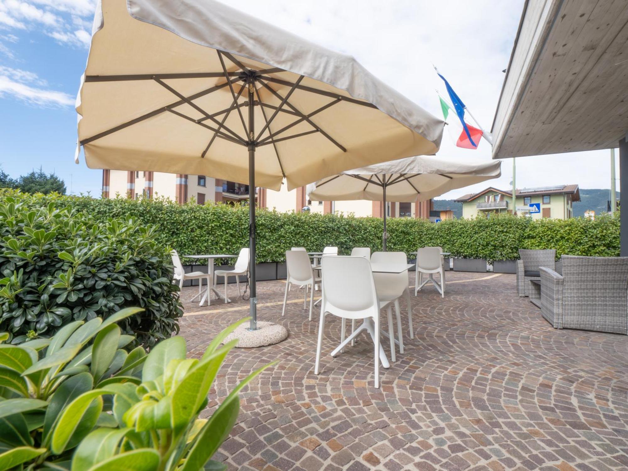 San Valentino Hotel Villa di Serio Exterior photo